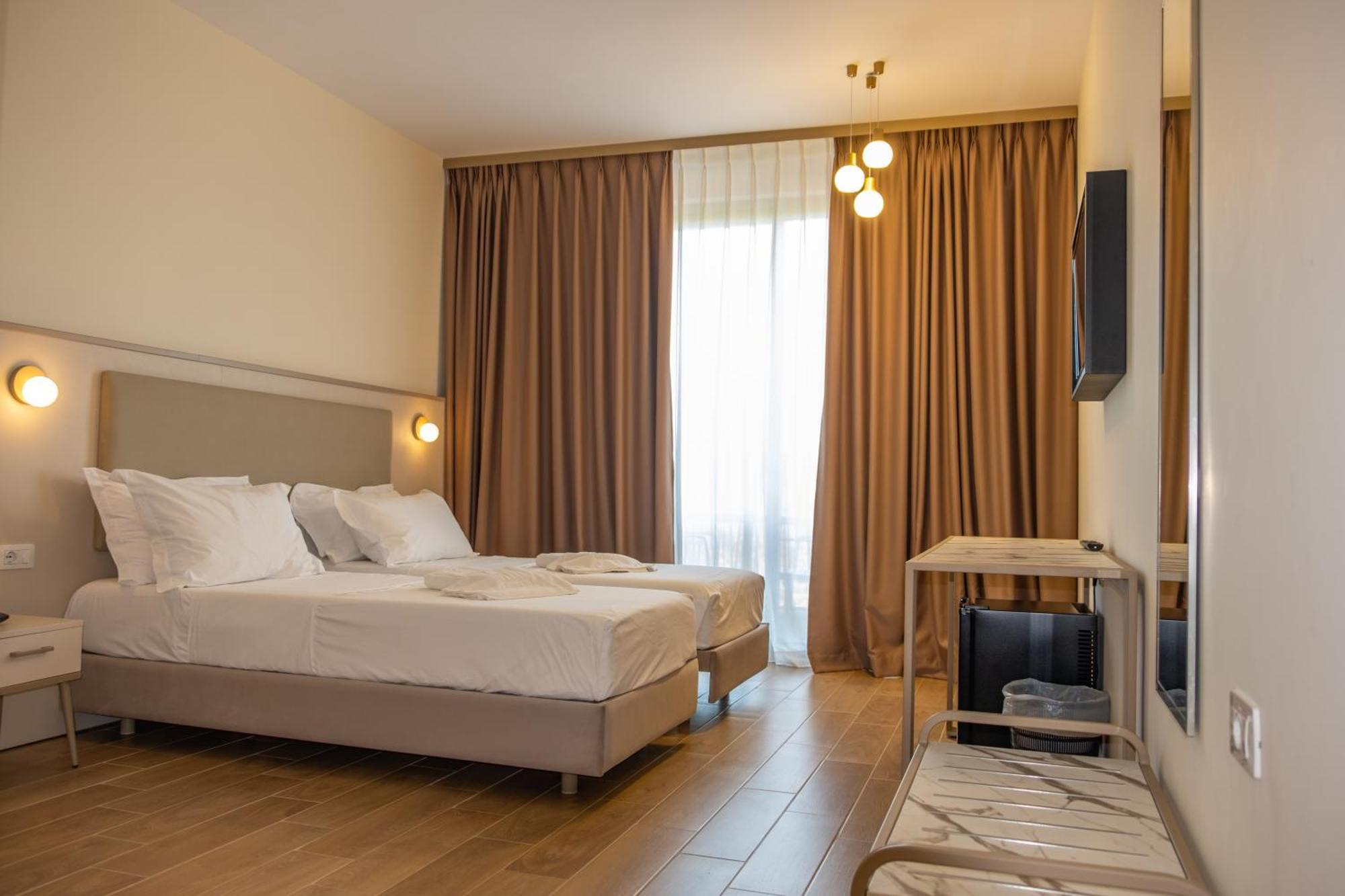 Fllad Resort & Spa Durres غوليم المظهر الخارجي الصورة