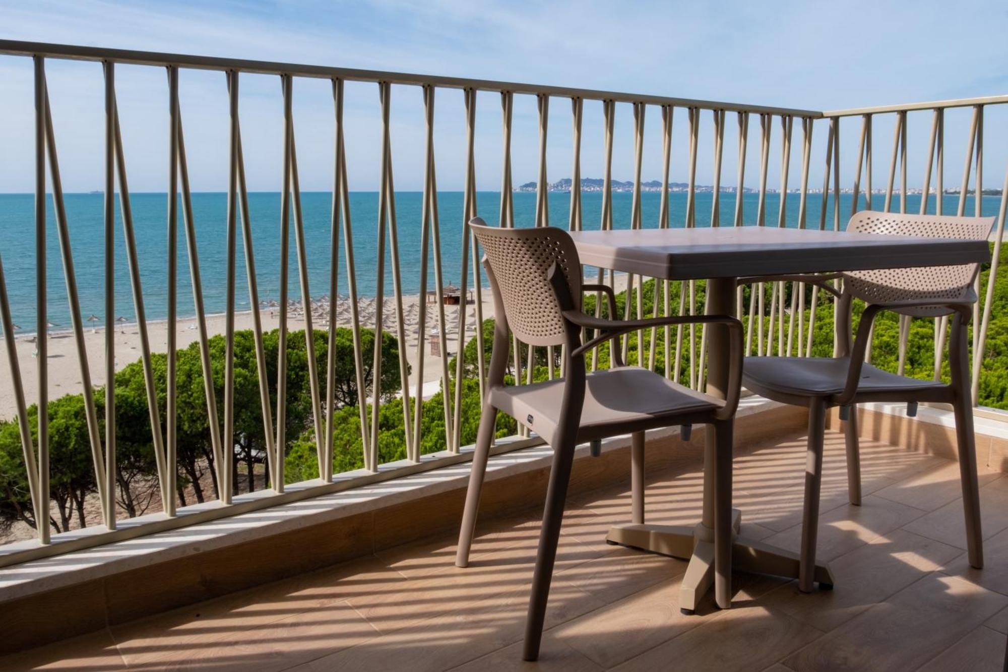Fllad Resort & Spa Durres غوليم المظهر الخارجي الصورة