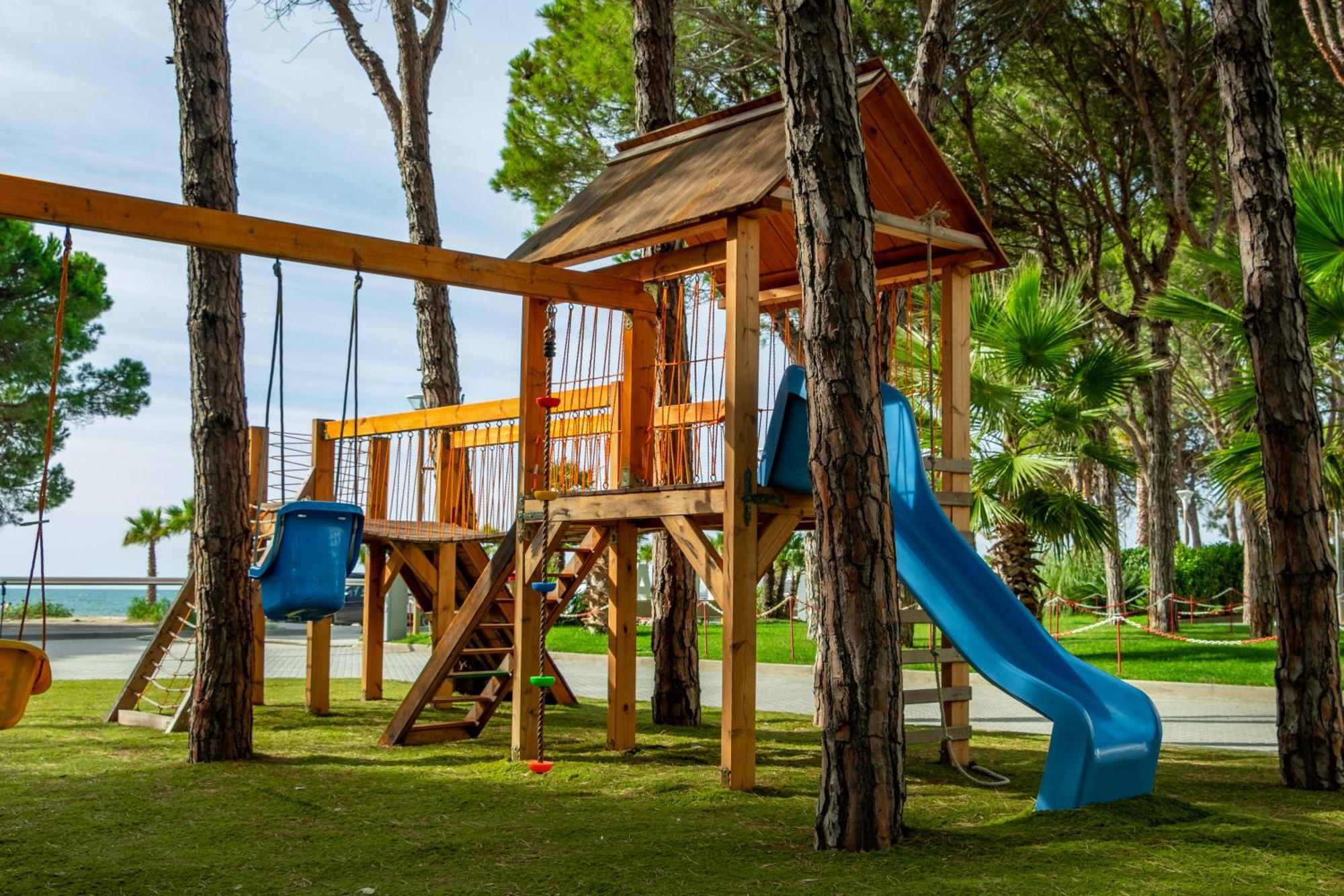 Fllad Resort & Spa Durres غوليم المظهر الخارجي الصورة